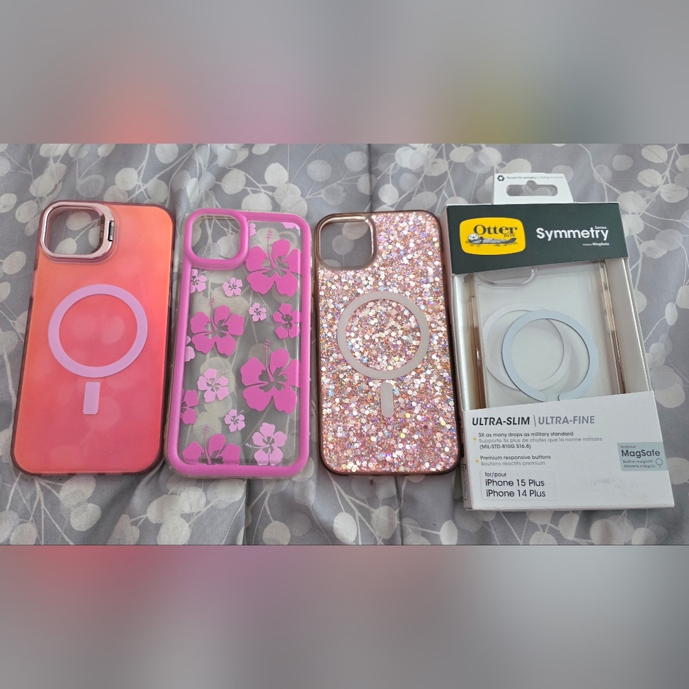 Clear Otterbox Symmetry Case And 3 Additional Cases -  iPhone 15 Plus